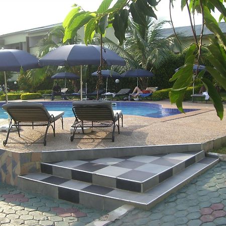 Wadoma Royale Hotel Kumasi Esterno foto
