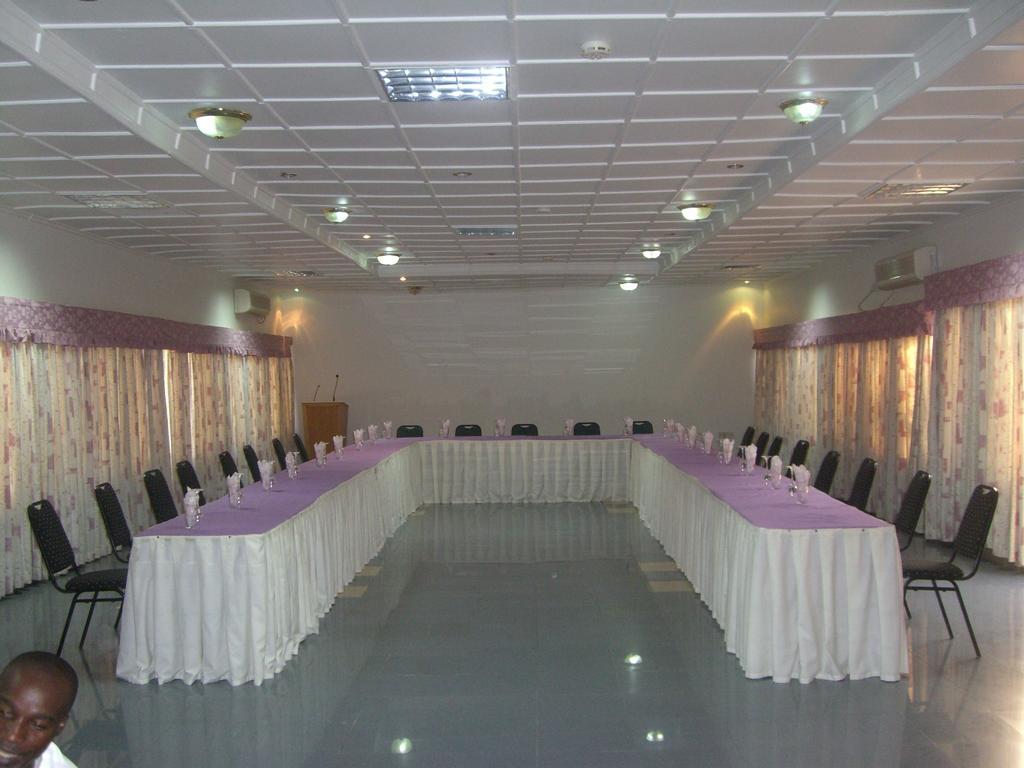Wadoma Royale Hotel Kumasi Esterno foto