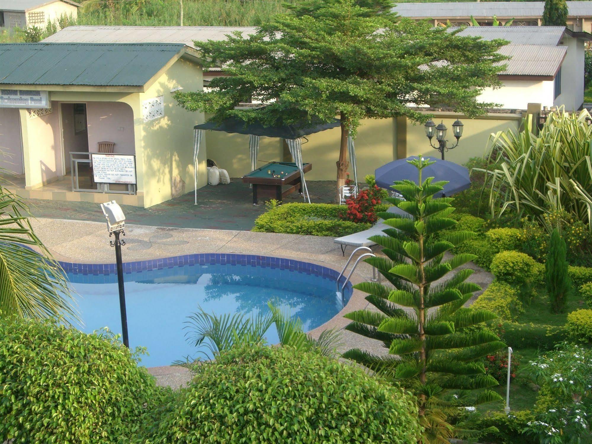 Wadoma Royale Hotel Kumasi Esterno foto