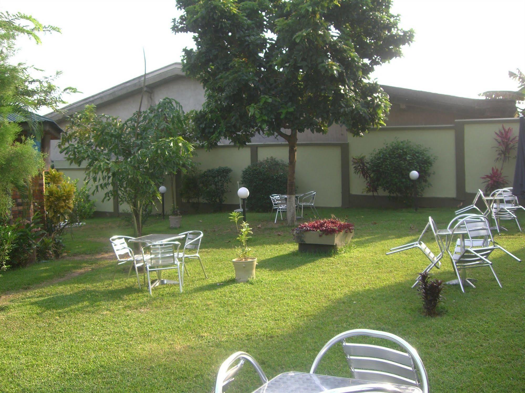 Wadoma Royale Hotel Kumasi Esterno foto