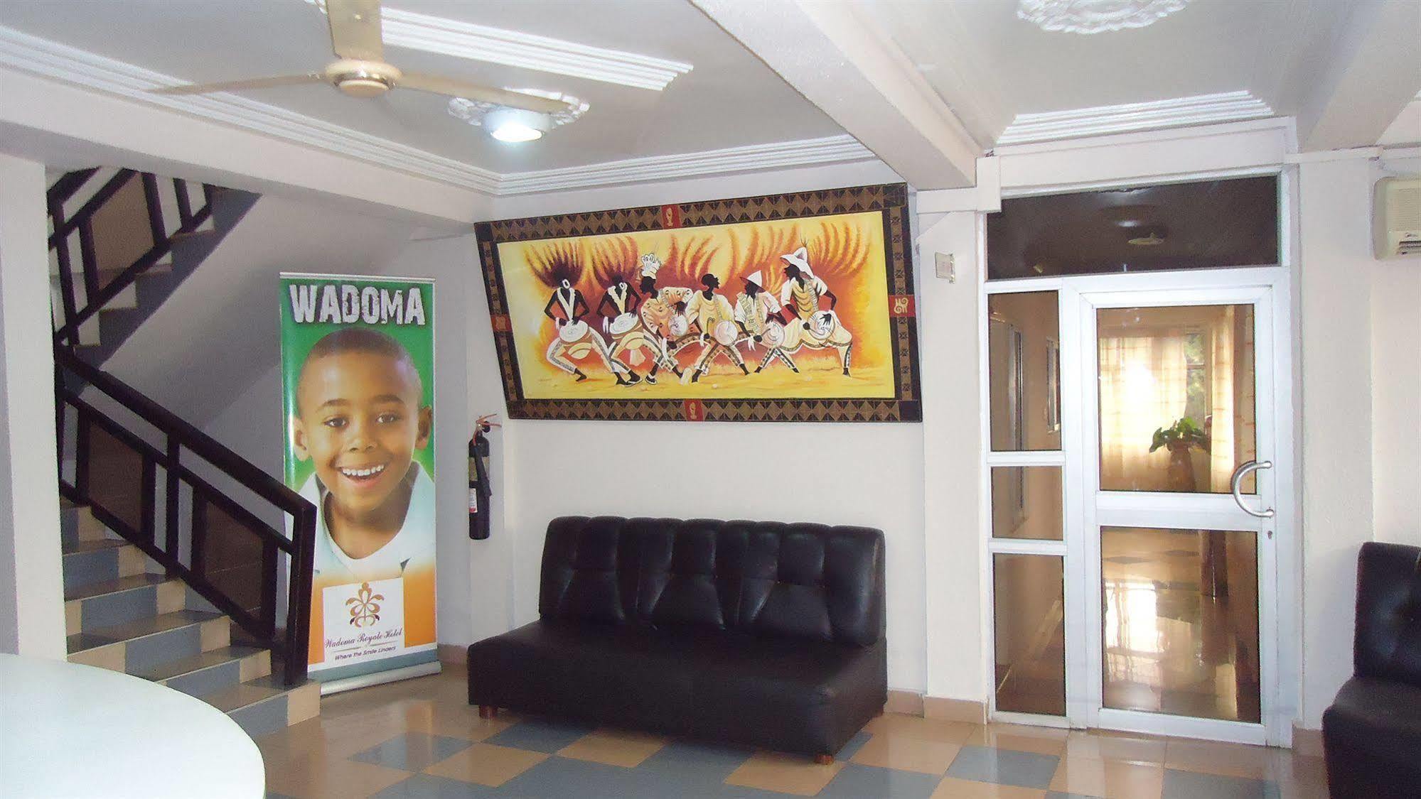 Wadoma Royale Hotel Kumasi Esterno foto